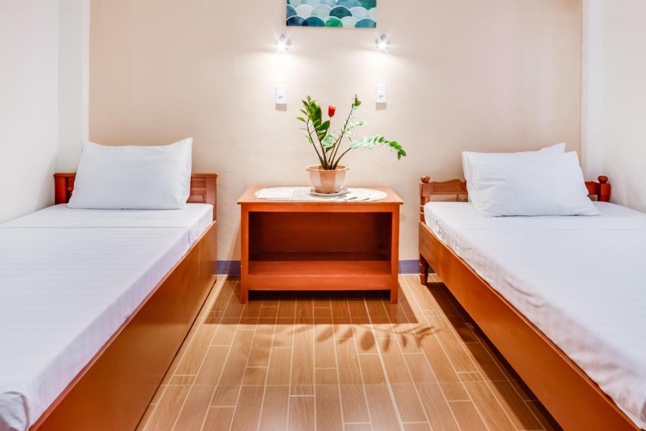 Cawit Resort And Cafe Esperanza エクステリア 写真